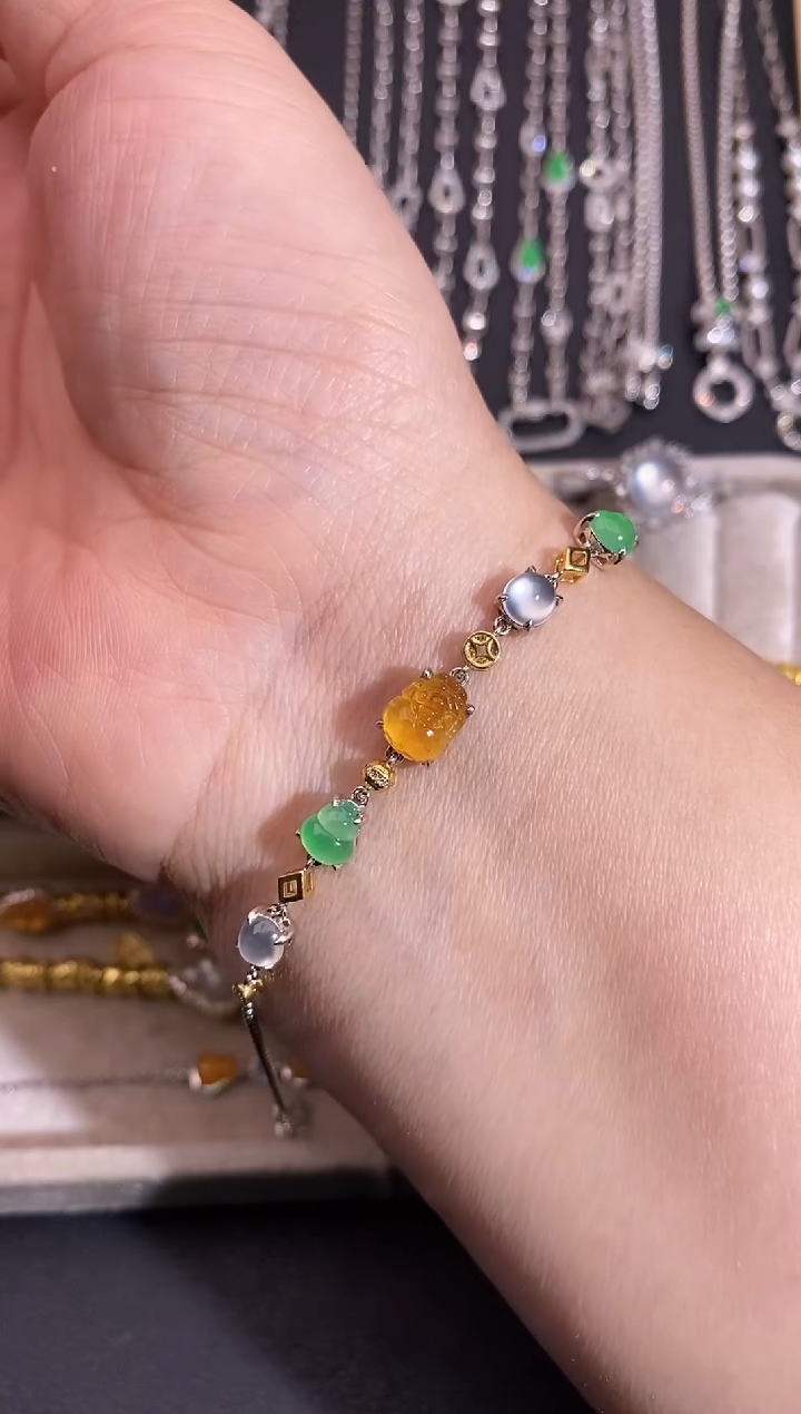 18K金镶嵌手链翡翠手链