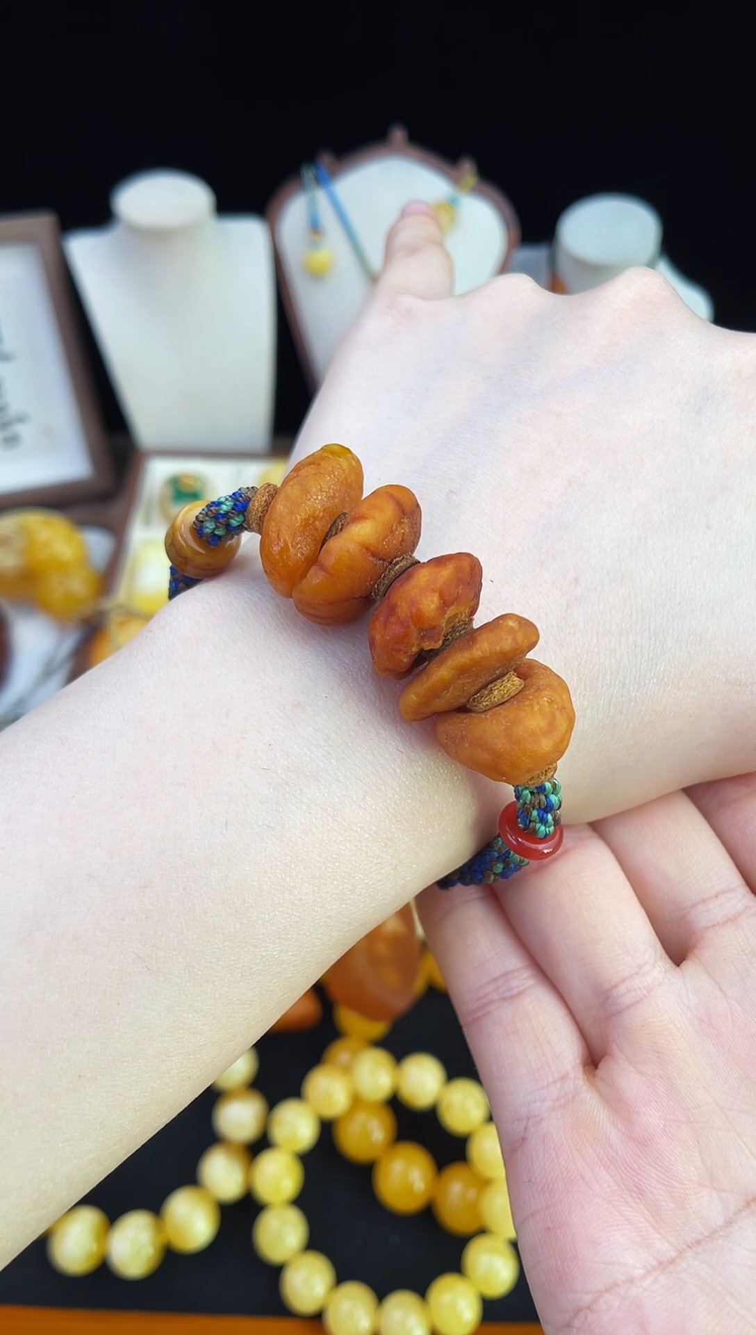 琥珀未镶嵌珠宝奇石柒月