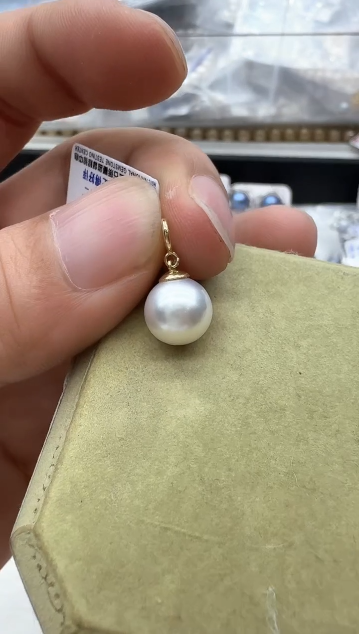 【闪购商品】海水珍珠颈饰18K金镶嵌清货