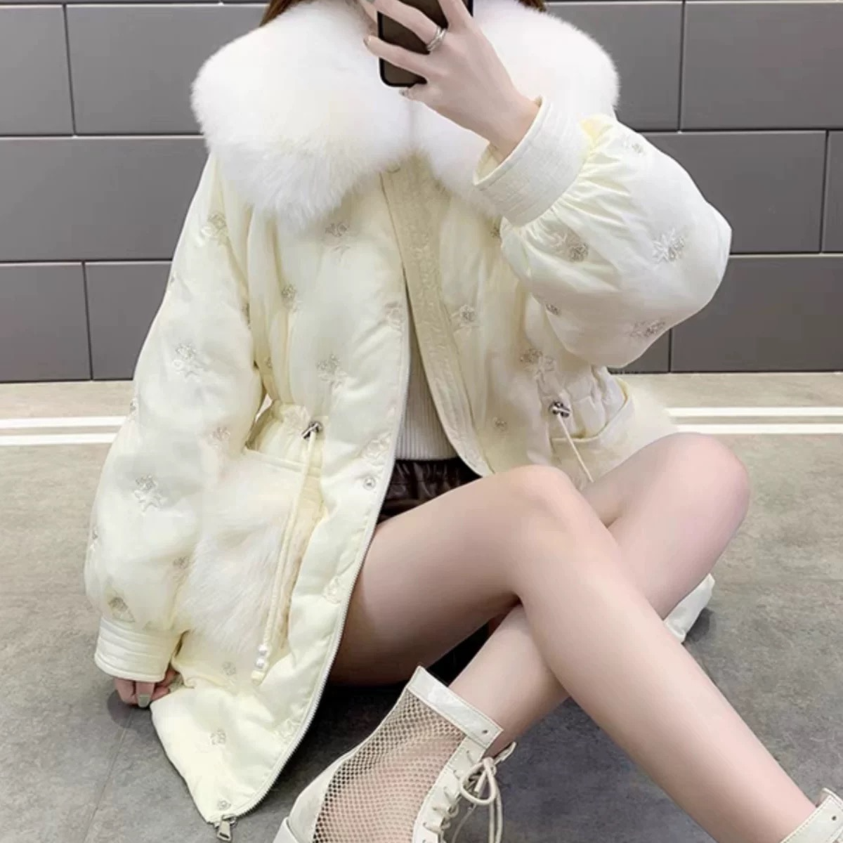 千语栀【天鹅湖】韩版显瘦新款精致高档加厚260克超暖和大毛领冬装