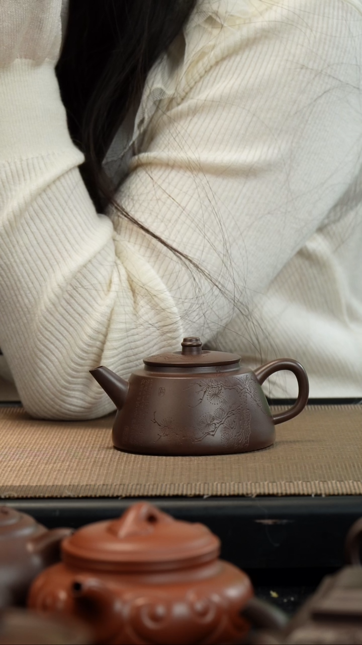 【闪购商品】紫砂茶壶老紫泥松峰