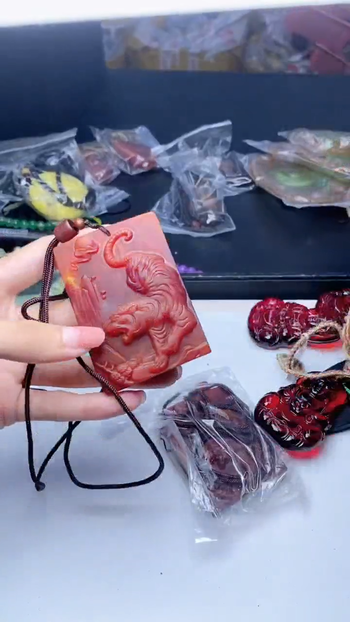 所见即所得376 吊坠