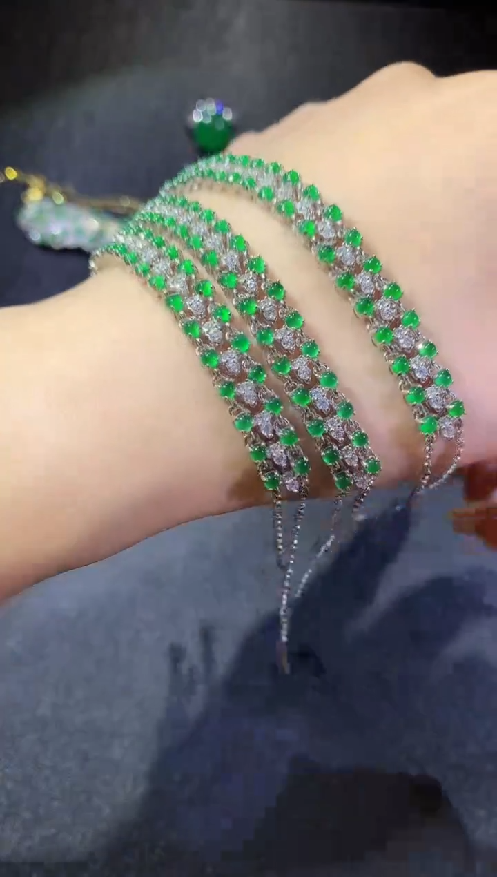 【闪购商品】翡翠手链银S925镶嵌152手链（多样性发货一件