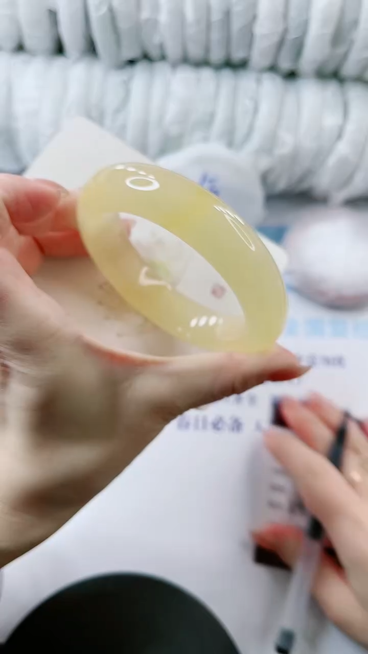 【闪购商品】石英质玉手镯未镶嵌多样性发货V52-62