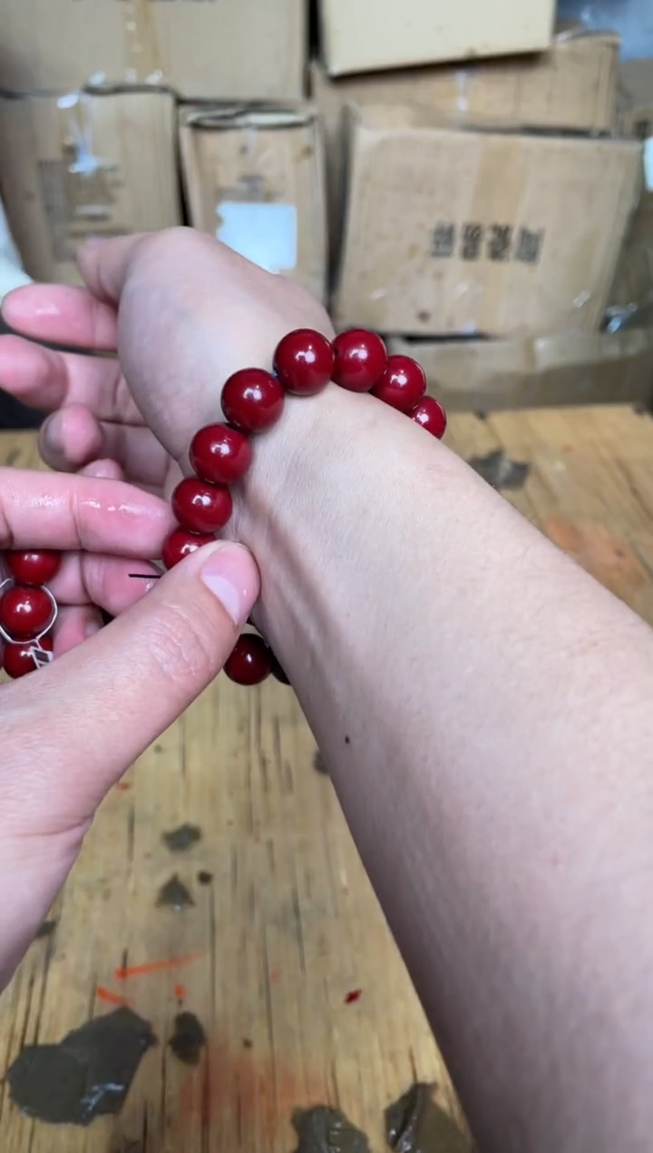 木质非金属捧月文创福利闪购商品无礼盒