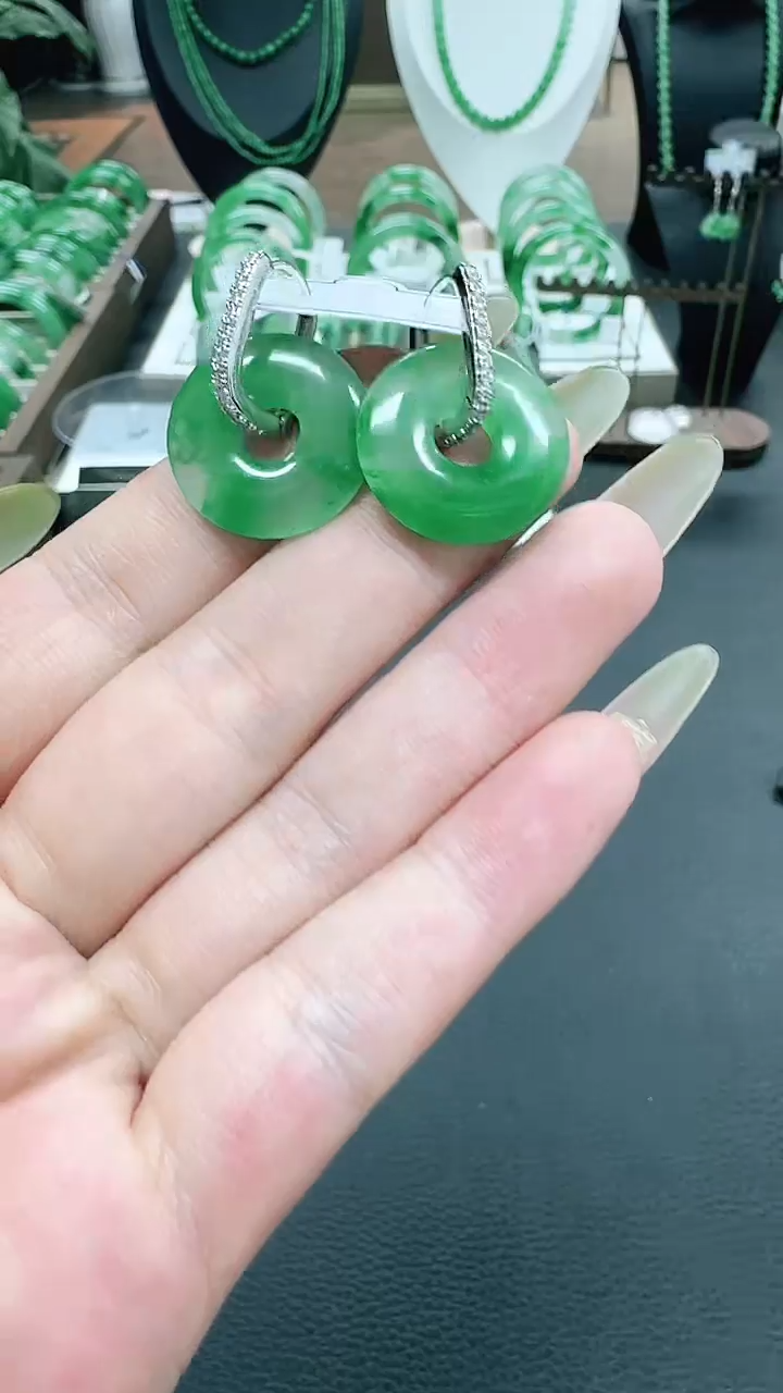 未镶嵌1石英质玉（非洲翠）/9700