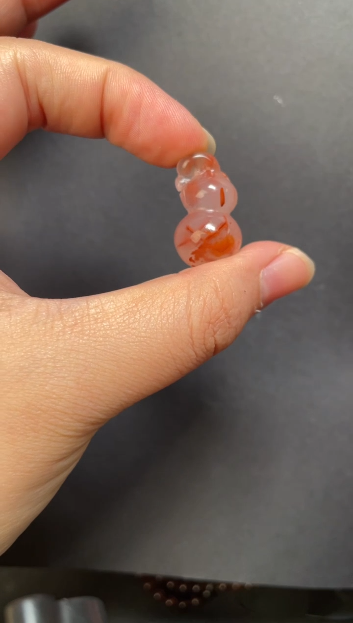 未镶嵌20南红玛瑙吊坠