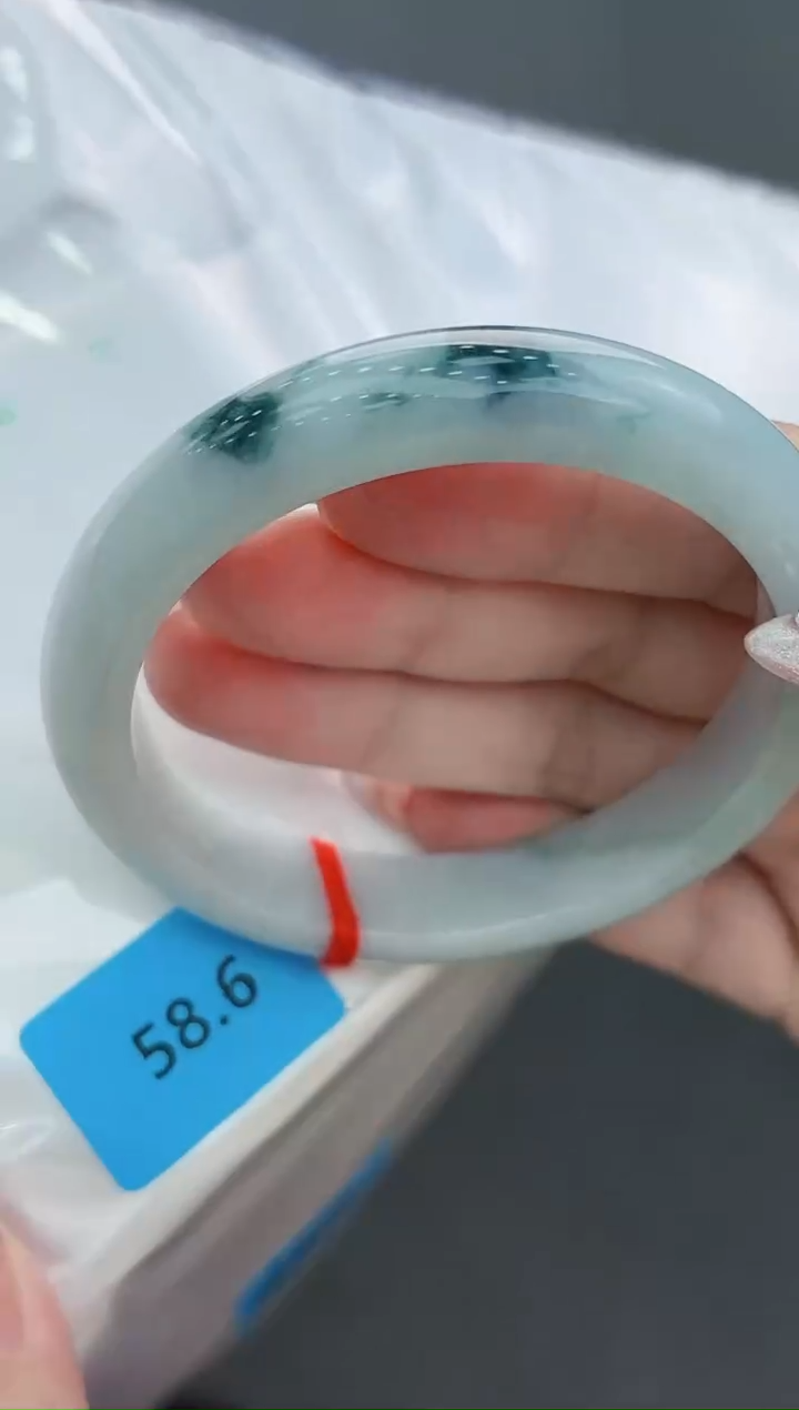 【闪购商品】翡翠手镯未镶嵌翡翠手镯