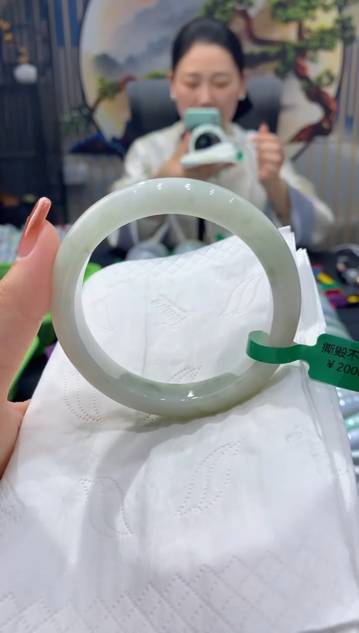 【闪购商品】翡翠手镯未镶嵌00006968