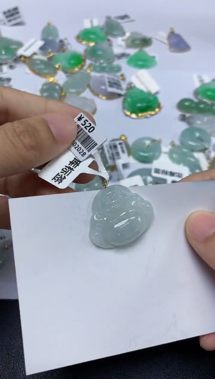 翡翠18K金镶嵌颈饰天然缅甸翡翠A货