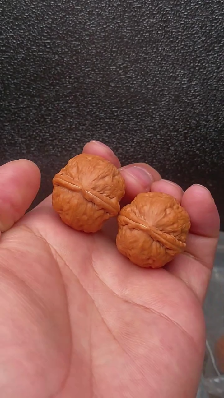 【闪购商品】文玩核桃把件金刚