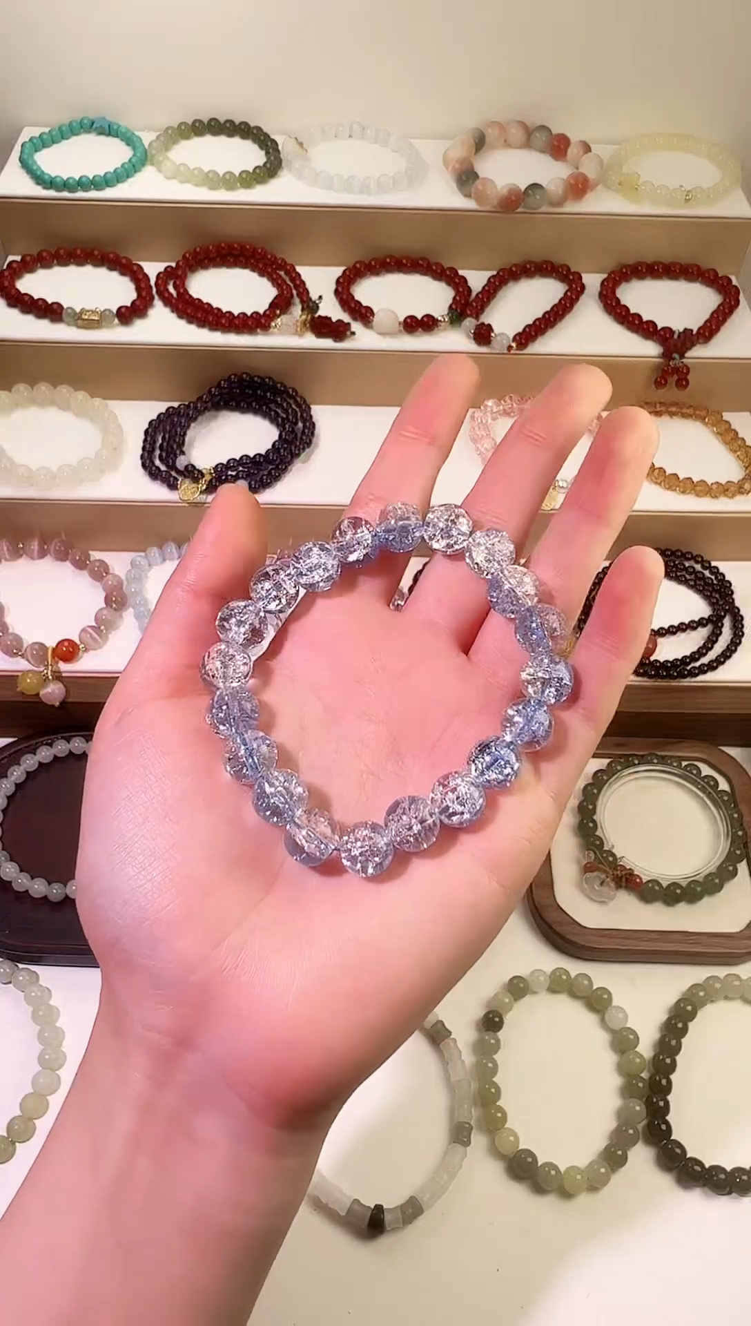 【闪购商品】石英质玉手串未镶嵌蓝水爆晶手串