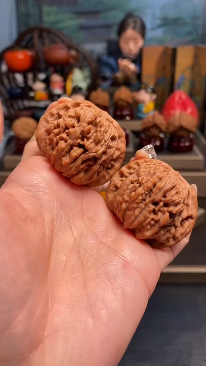 【闪购商品】文玩核桃把件A 314四座楼43尺