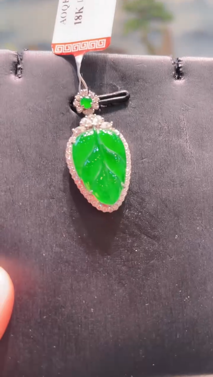 【闪购商品】翡翠颈饰18K金镶嵌A30天然A货翡翠