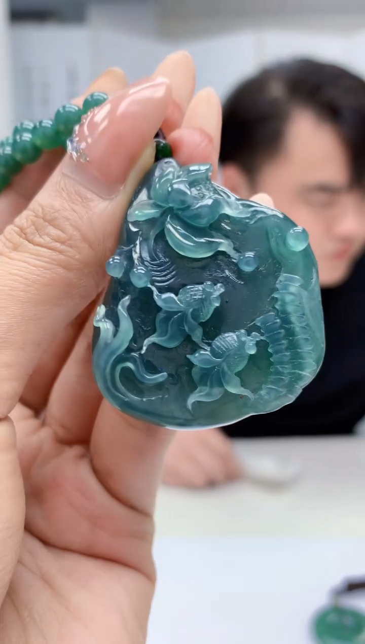 【闪购商品】定制翡翠未镶嵌5060MM-毛货挂件85