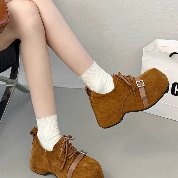 DA2025新款最后清款显示低价小众设计款百搭舒适 休闲潮鞋60F8120