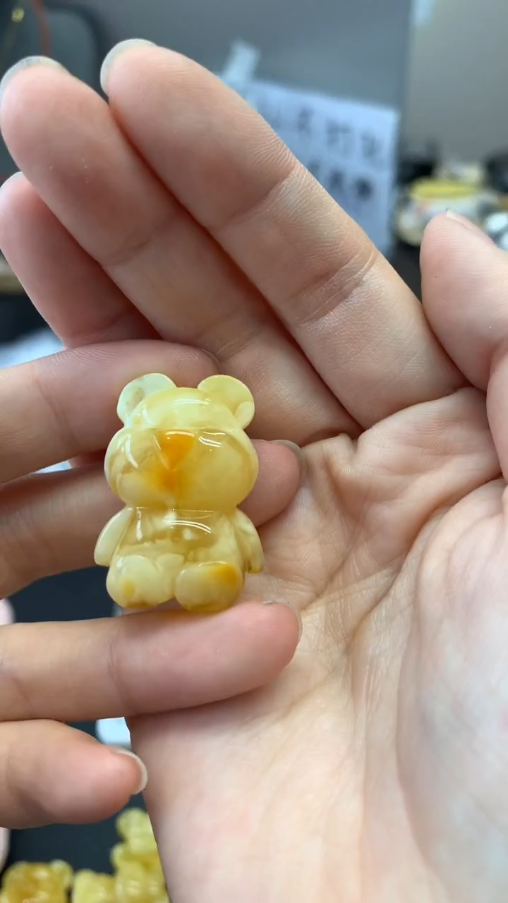 未镶嵌琥珀珠宝奇石黄****?1031（4发1