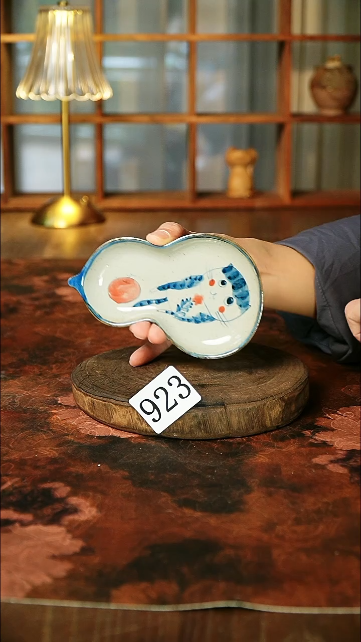 茶碗...........923