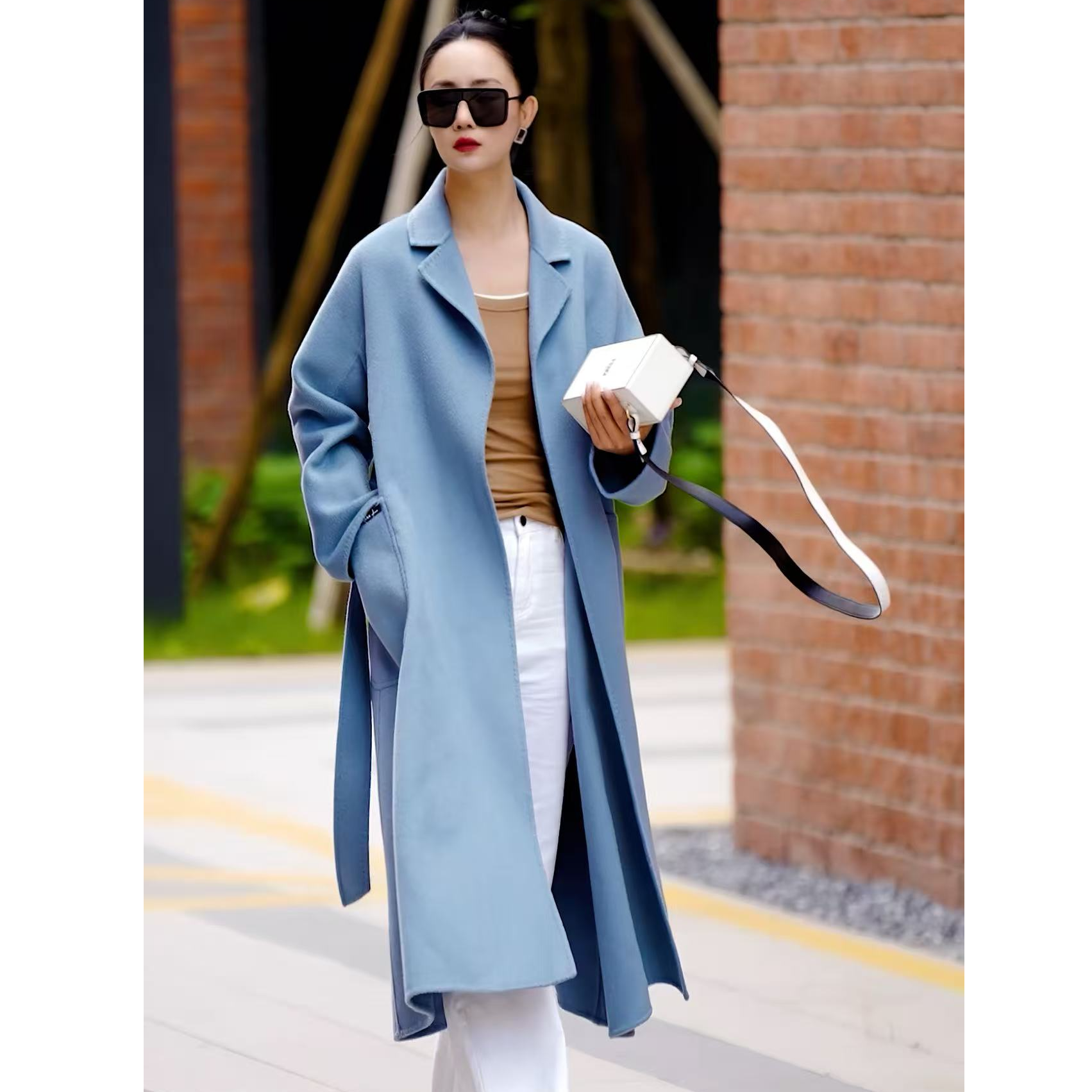 6112522 羊绒10 羊毛90 经典 “睡袍”款毛呢外套女羊绒大衣