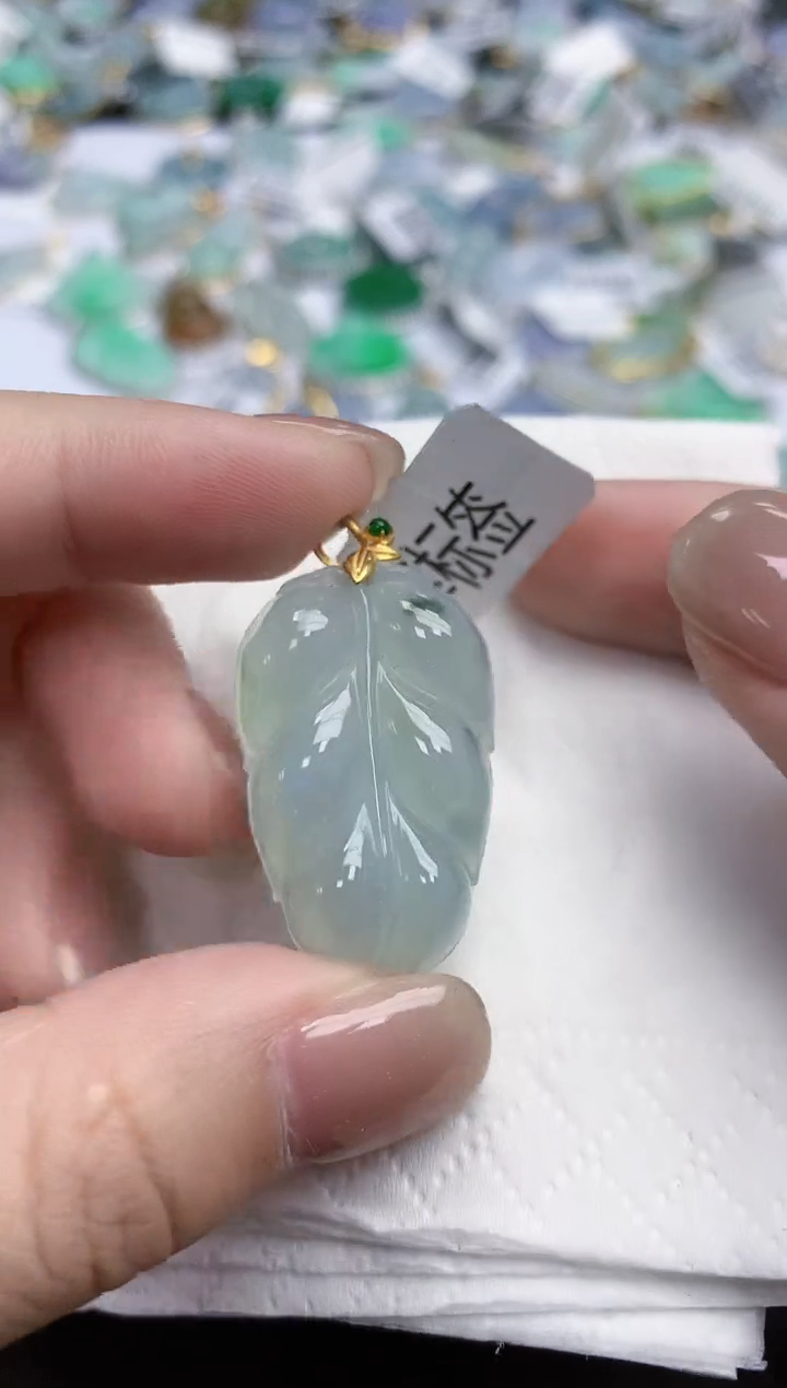 【闪购商品】翡翠颈饰18K金镶嵌天然缅甸翡翠A货
