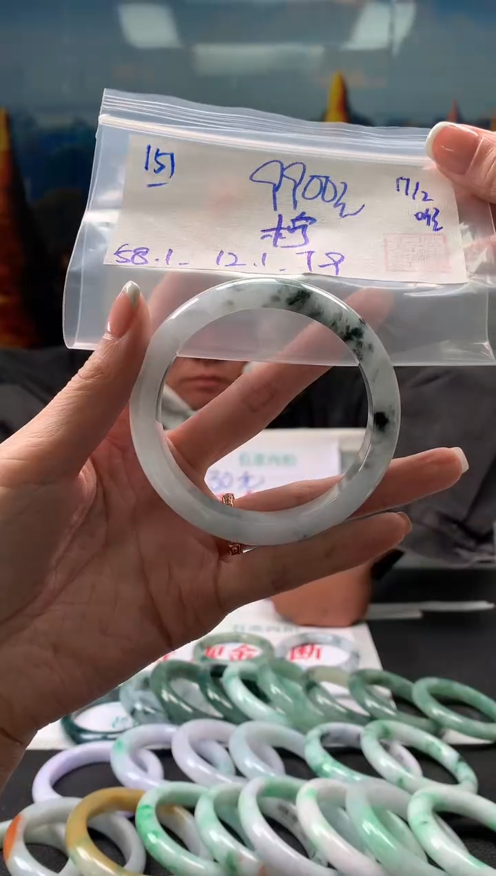 【闪购商品】翡翠手镯未镶嵌翡翠手镯 下单联系小耳机#151