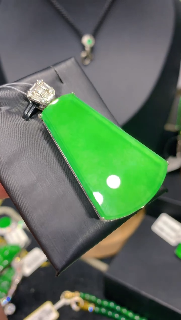 颈饰银S925镶嵌翡翠34一季