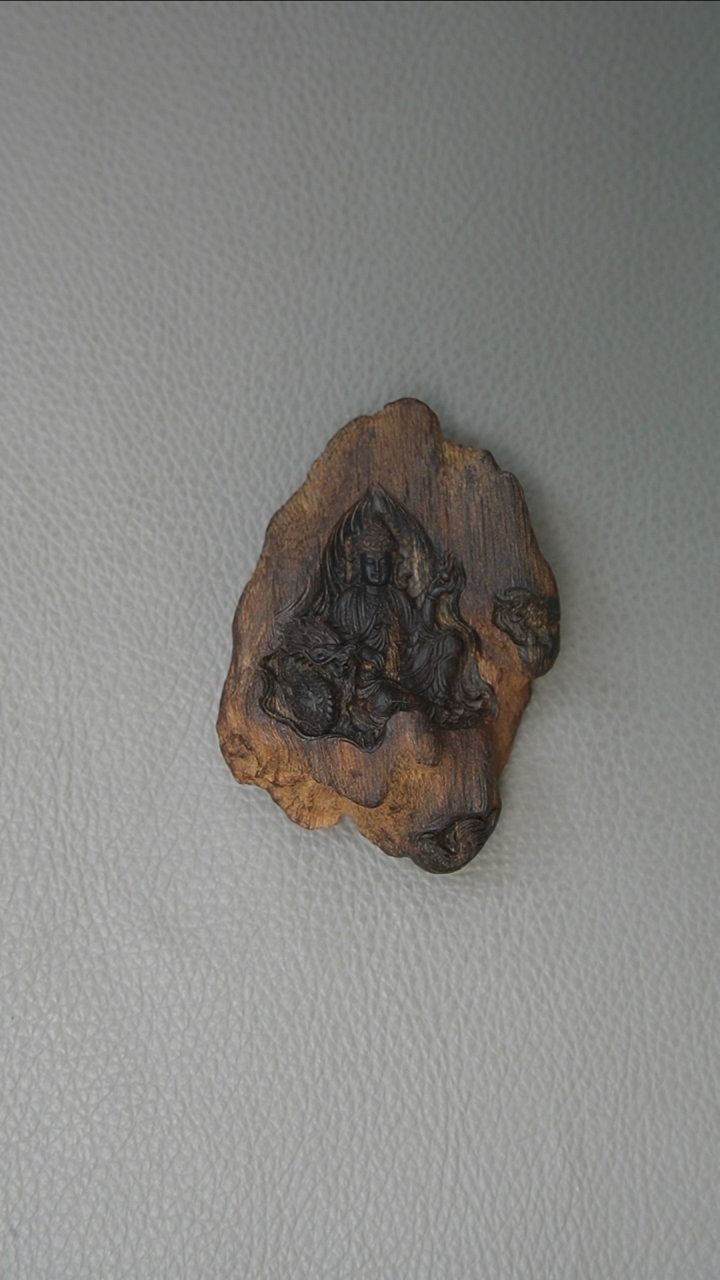 【闪购商品】沉香吊坠31g正区富森红土老料 御龙观音