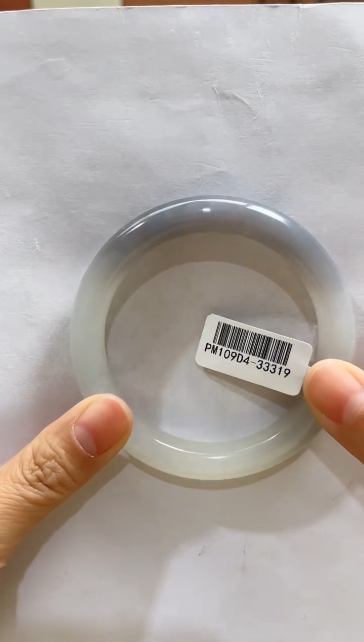 【闪购商品】和田玉手镯未镶嵌60