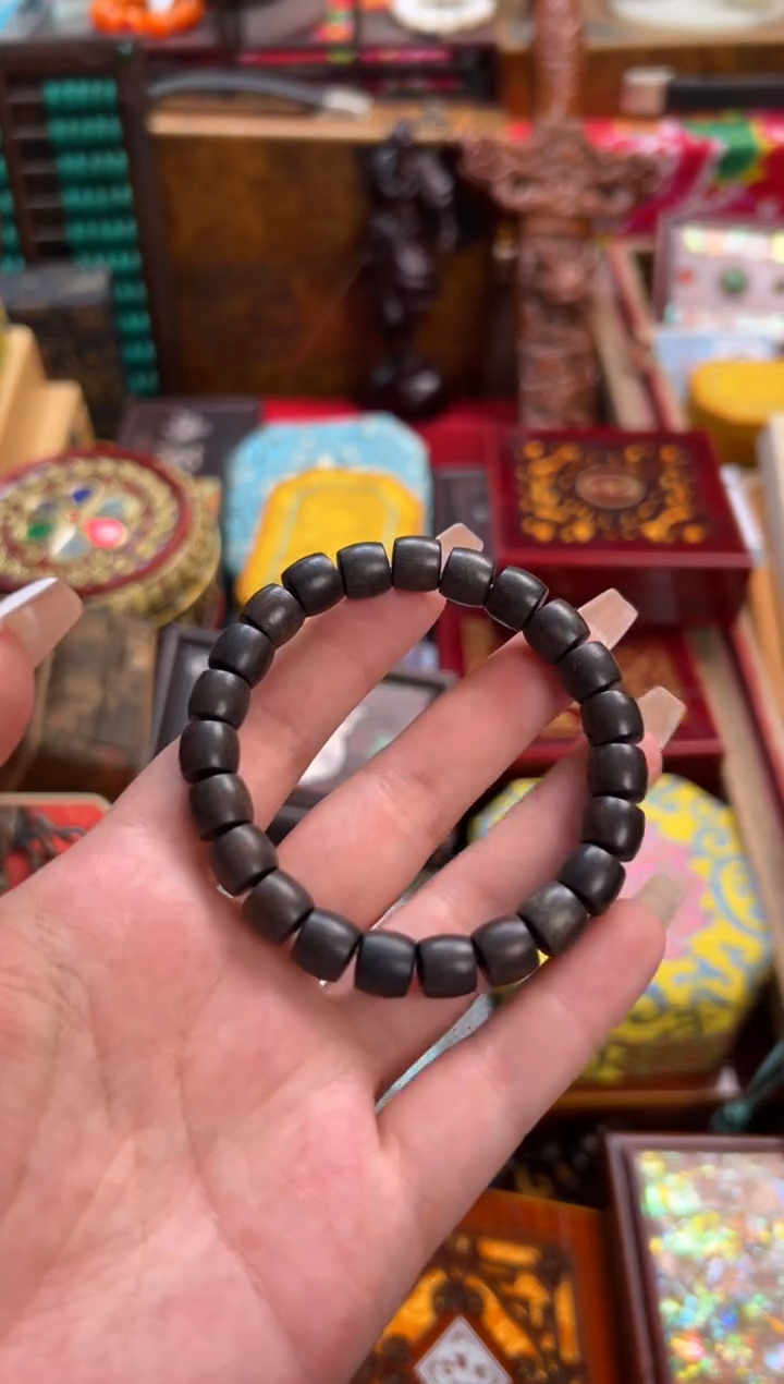 木--------瓷---------小手串