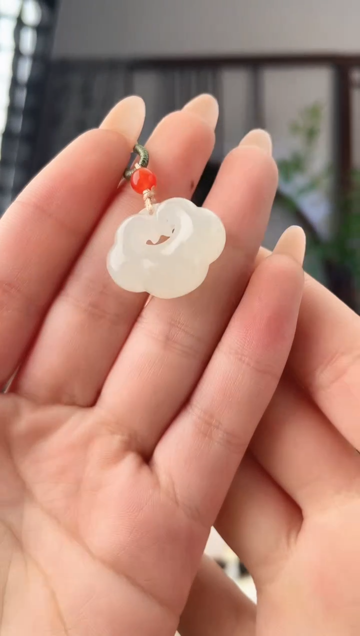 颈饰未镶嵌和田玉锁 xp