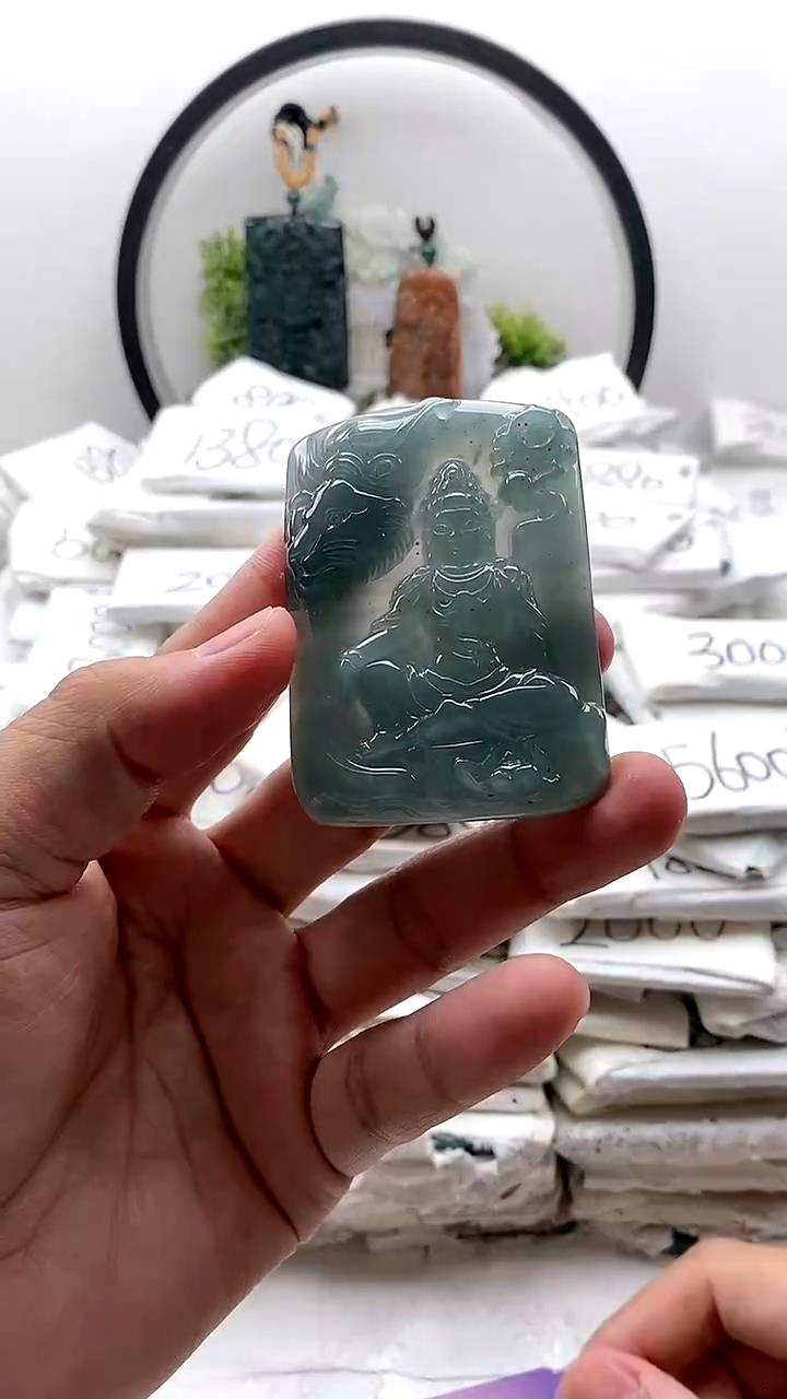 颈饰未镶嵌翡翠文殊
