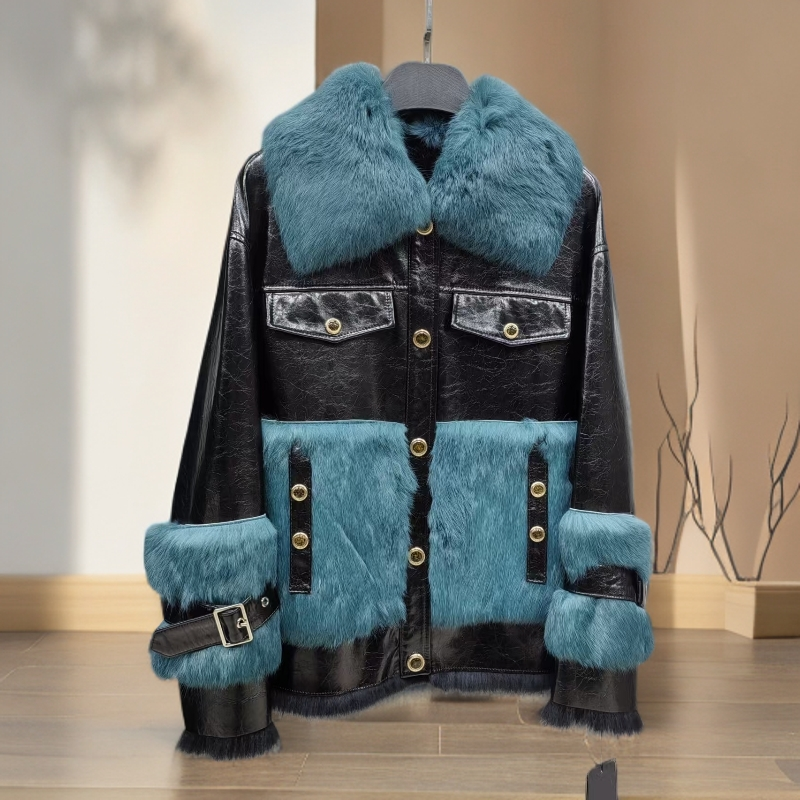 单排扣厚款常规款短款长袖短外套女时尚拼接皮毛一体