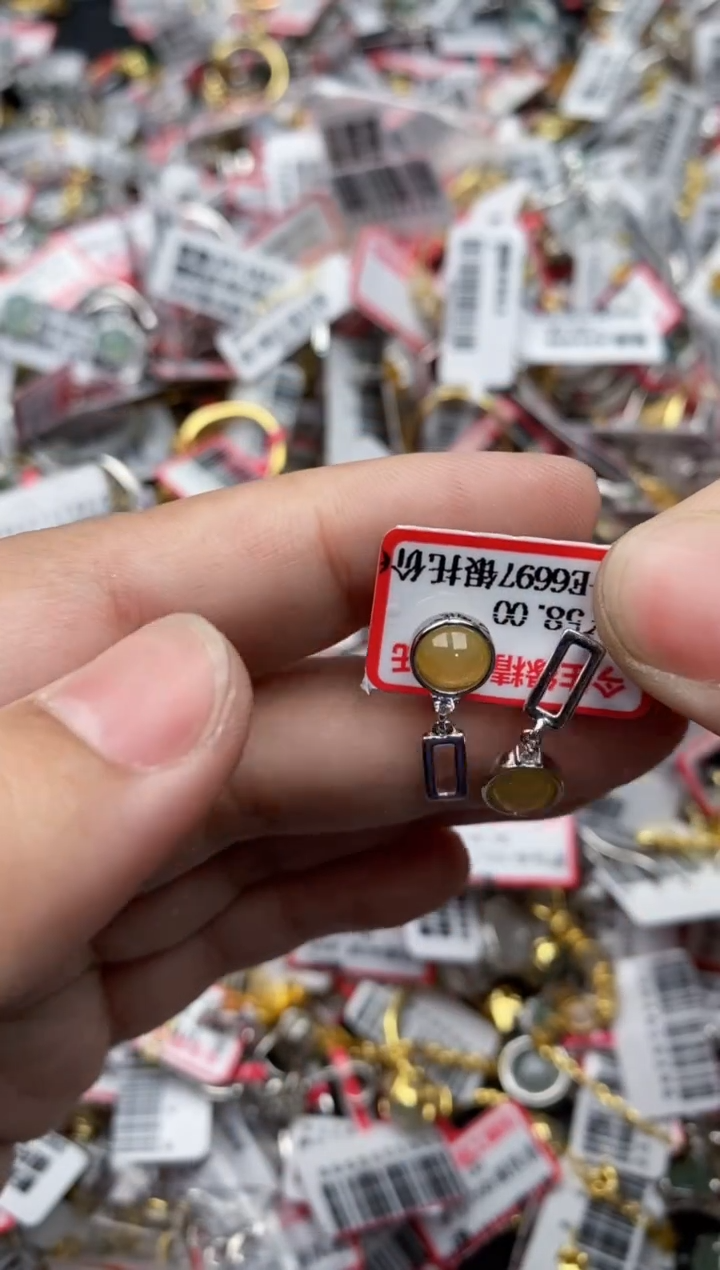 【闪购商品】翡翠戒指银S925镶嵌8888---2