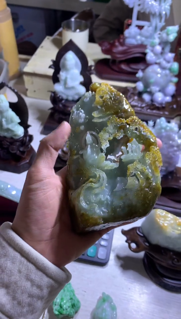 【闪购商品】翡翠把件未镶嵌翡翠摆件