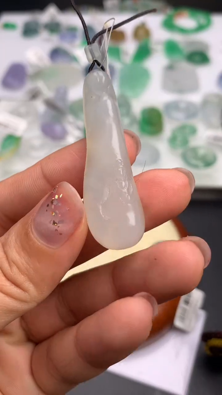 【闪购商品】定制翡翠未镶嵌           
