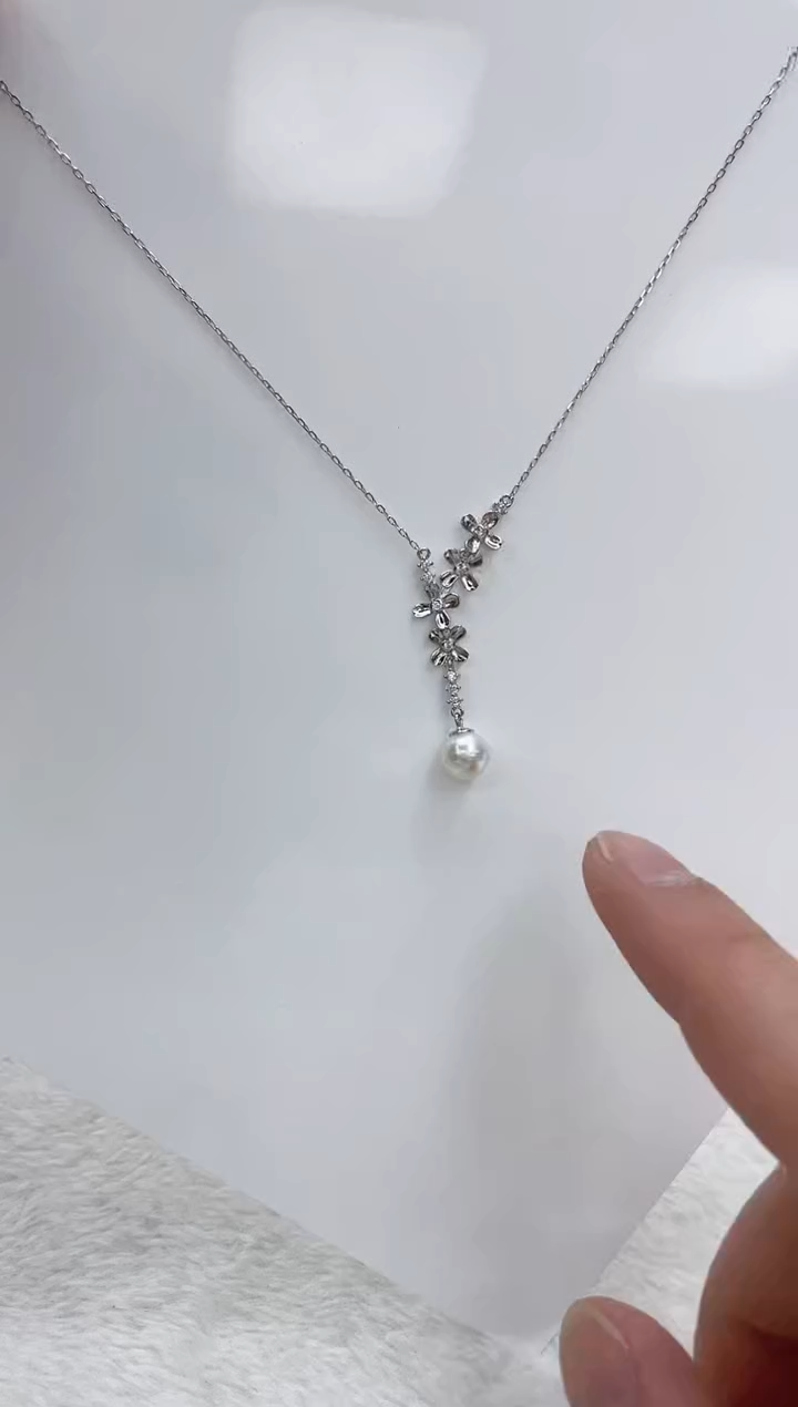 【闪购商品】海水珍珠颈饰银S925镶嵌海水珍珠项链