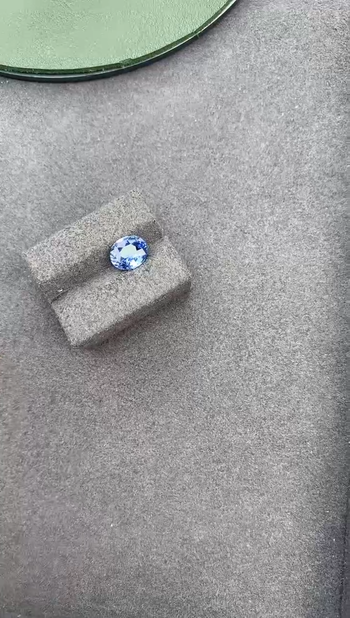 【闪购商品】蓝宝石裸石未镶嵌2ct 矢车菊蓝宝石