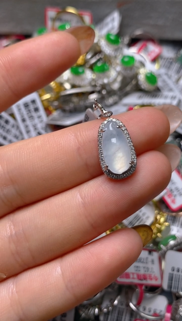 银S925镶嵌戒指翡翠百内无证书