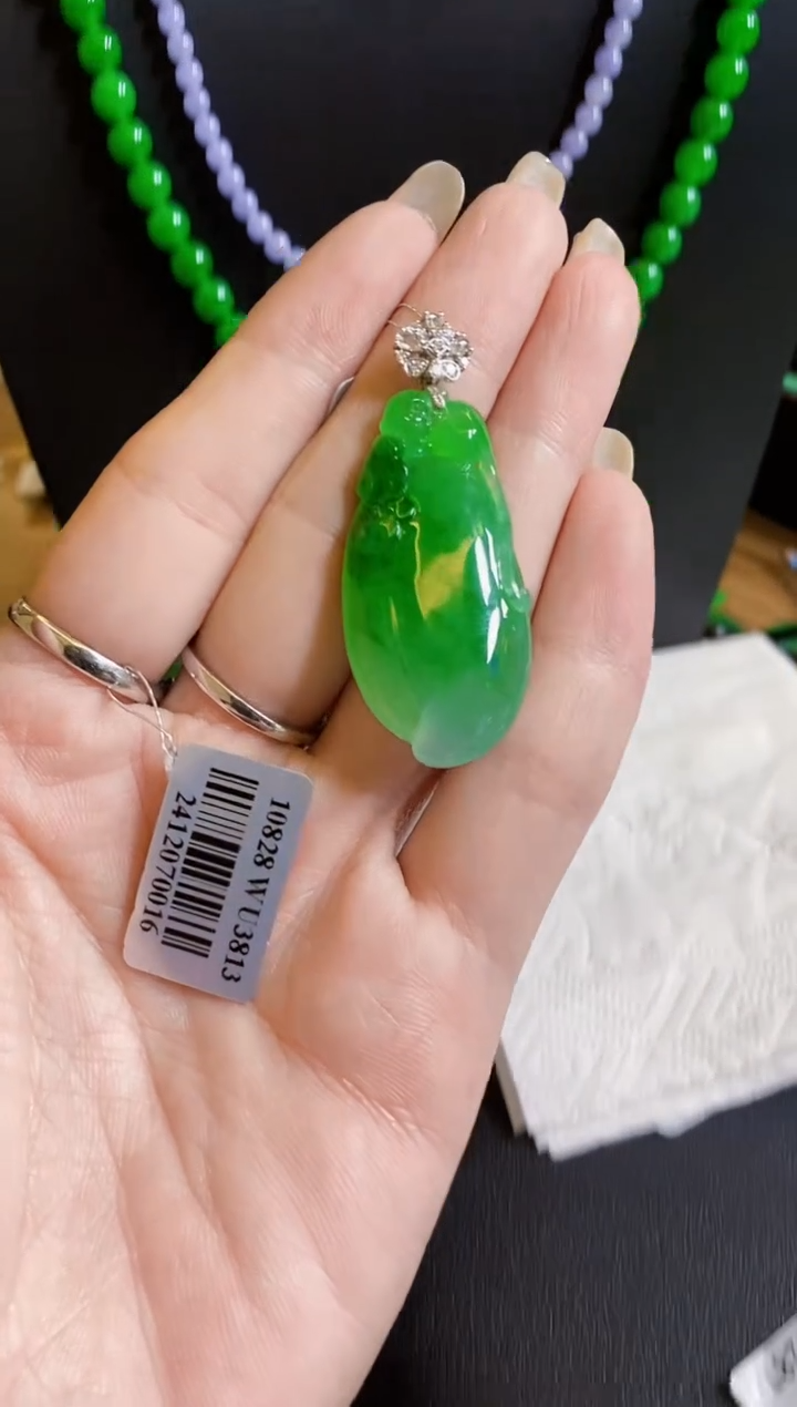 【闪购商品】定制翡翠18K金镶嵌瓜