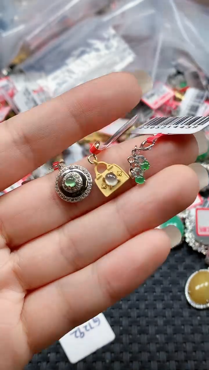 银S925镶嵌戒指翡翠天然A货缅甸翡翠