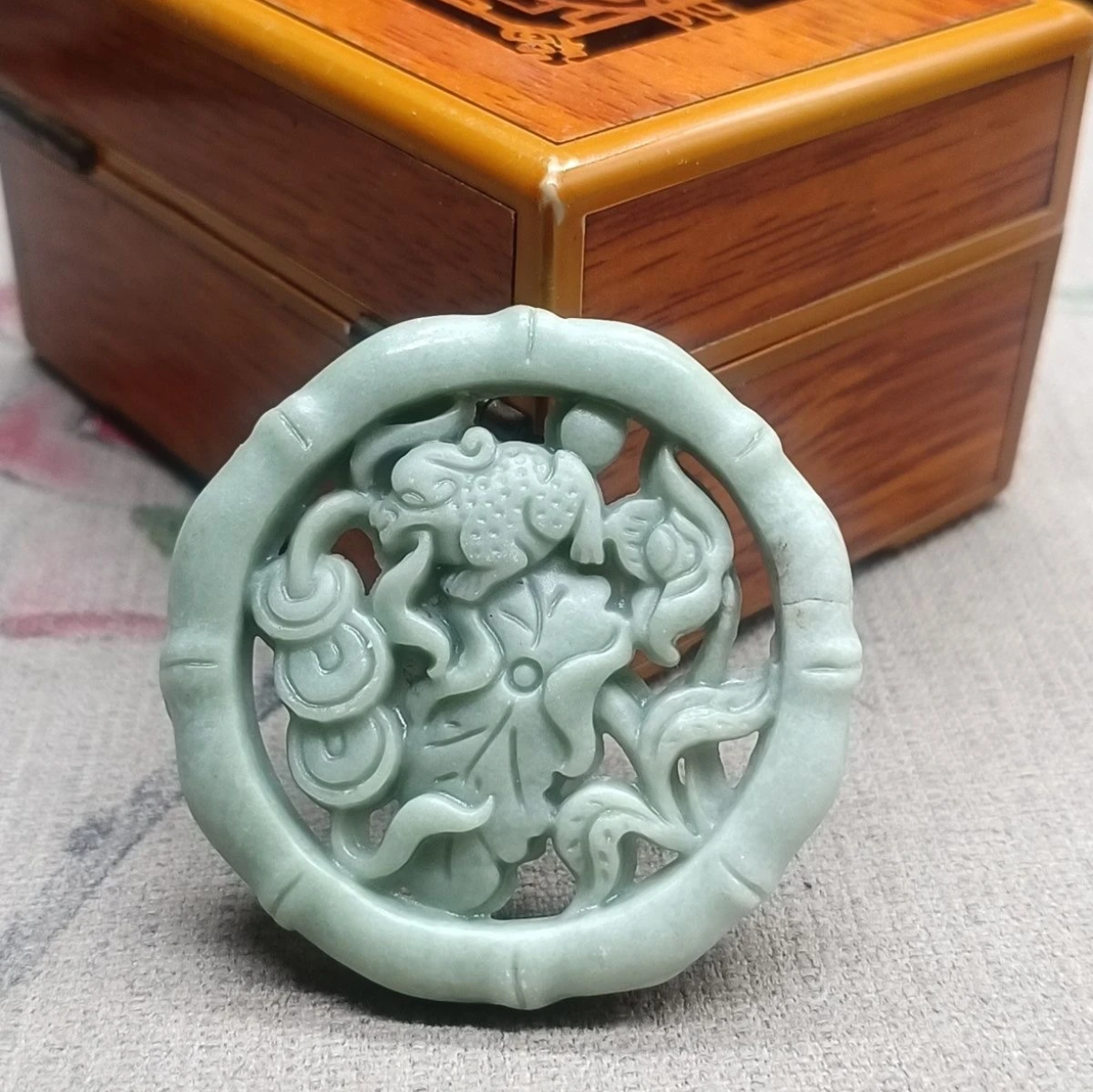 呱呱来财汽车挂饰