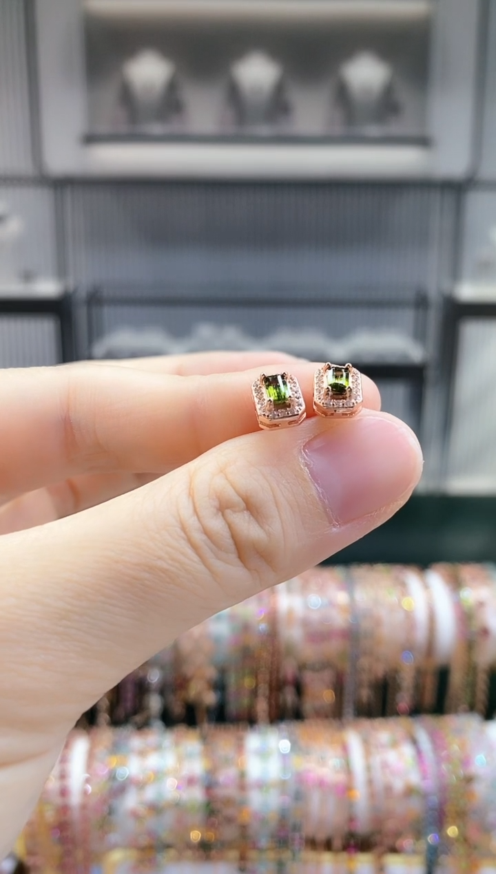 银S925镶嵌耳钉碧玺66666666