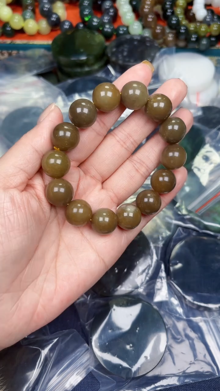 颈饰未镶嵌和田玉和田玉