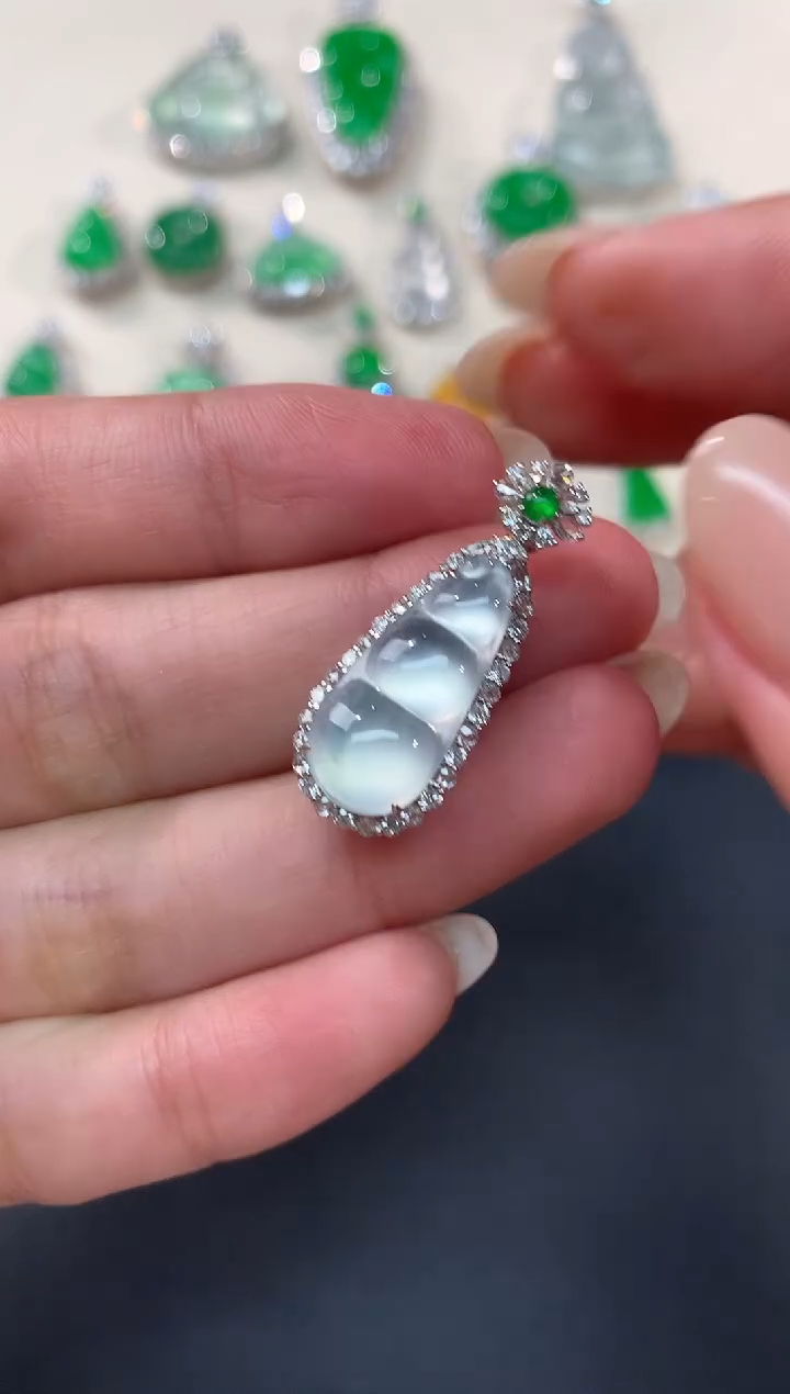 【闪购商品】翡翠吊坠(不含链)18K金镶嵌吊坠A291|16800