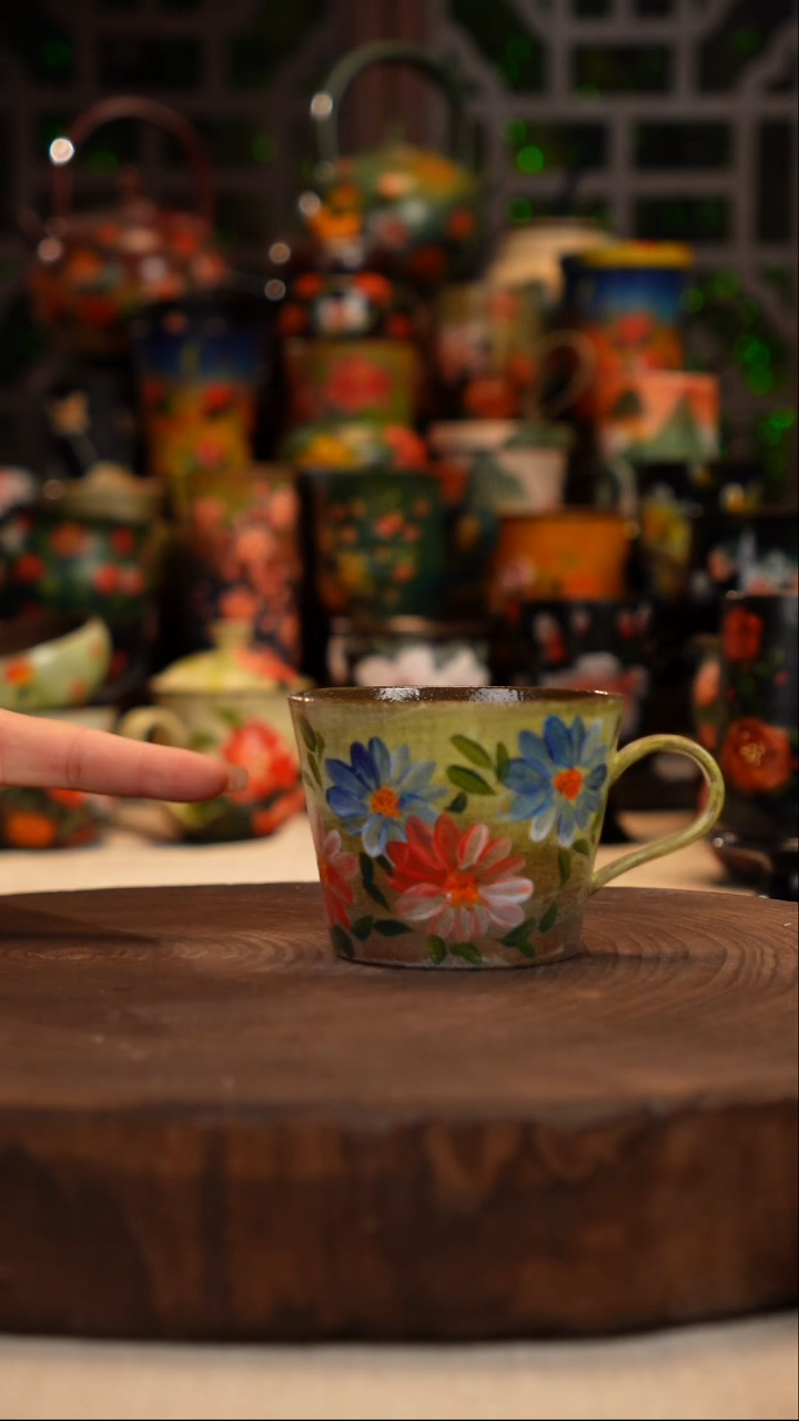 油画    釉下彩   杯子