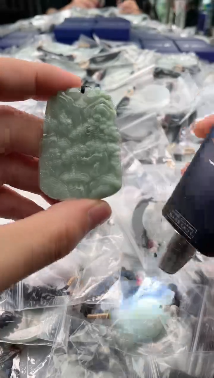 颈饰未镶嵌翡翠25/11/24/.42