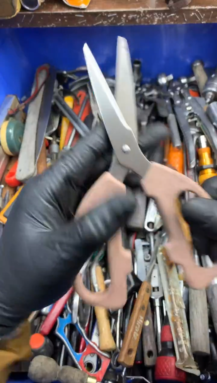 尴*了可乐日本工具仓库闪购链接