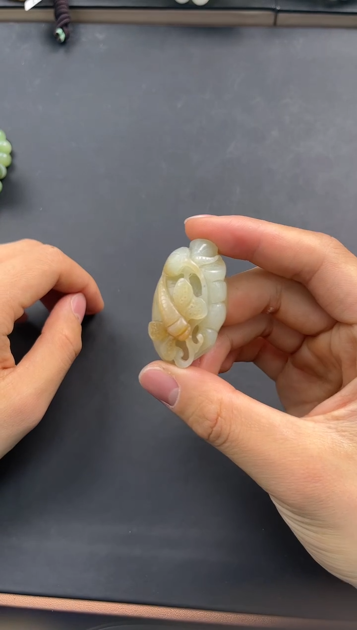 未镶嵌手串和田玉福利吊坠微色差