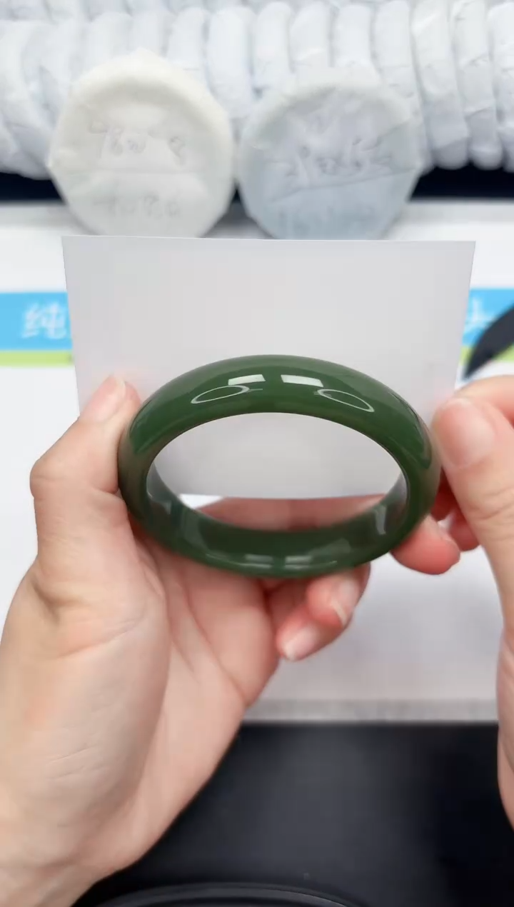 【闪购商品】石英质玉手镯未镶嵌11-59.8