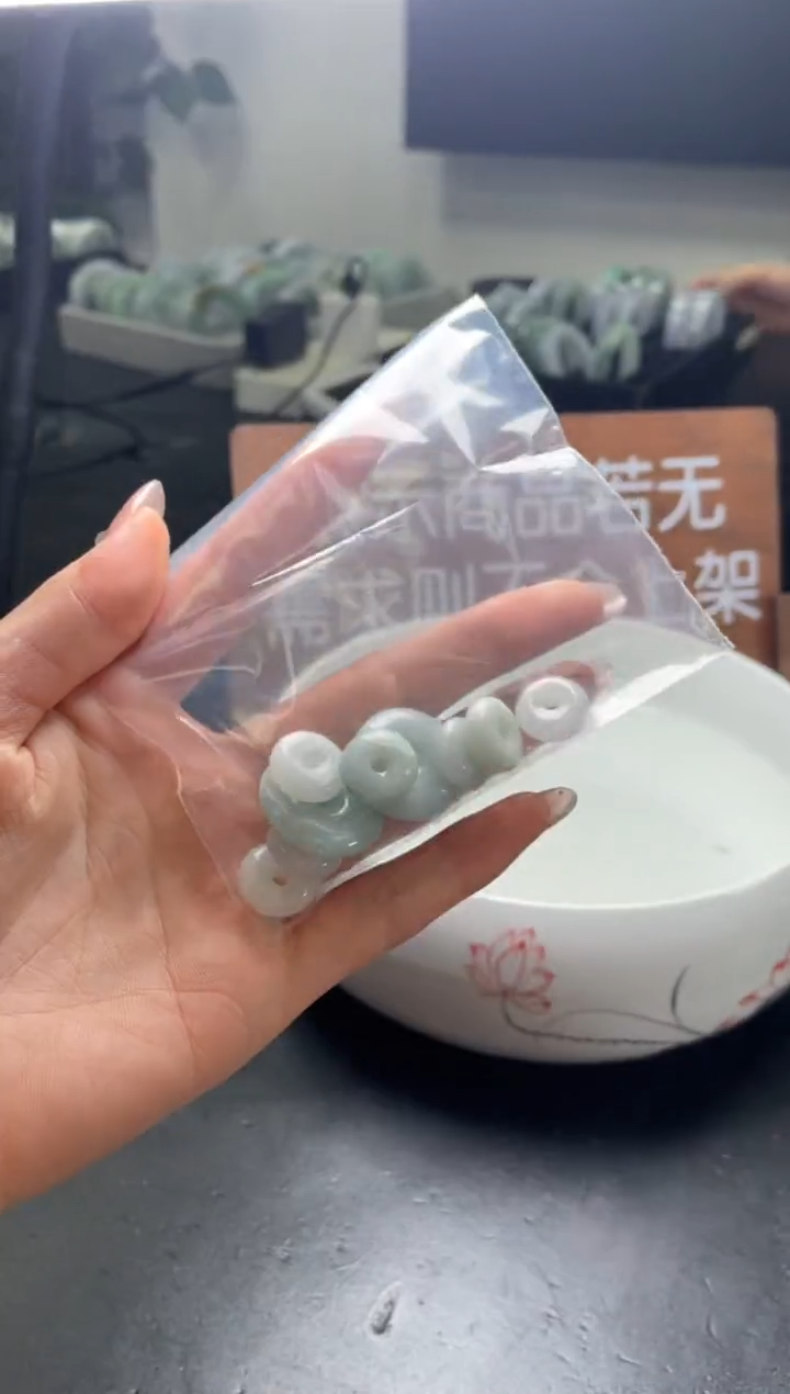 吊坠(不含链)未镶嵌翡翠炮****火一袋小平安扣多样性发一件